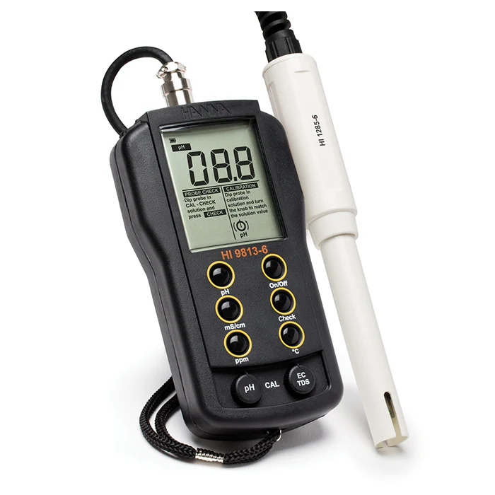 Hanna Instruments GroChek pH/EC/TDS/C Portable Meter w/ Cal Check - Image 2