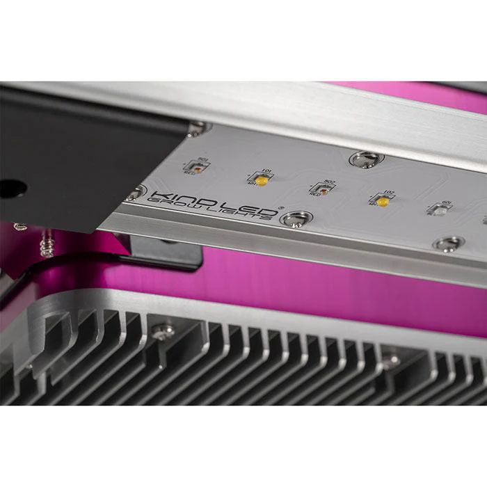 KIND X² Professional 750 Watt LED Grow Light, 240 Volt - Image 6