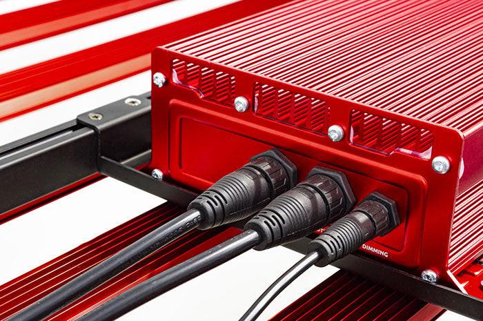 Photontek XT 1000 Watt CO2 Pro LED Grow Light, 240 Volt - Image 4